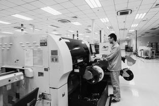 探访智能工厂 技术开发驱动智慧显威力，生产效率提升四成多